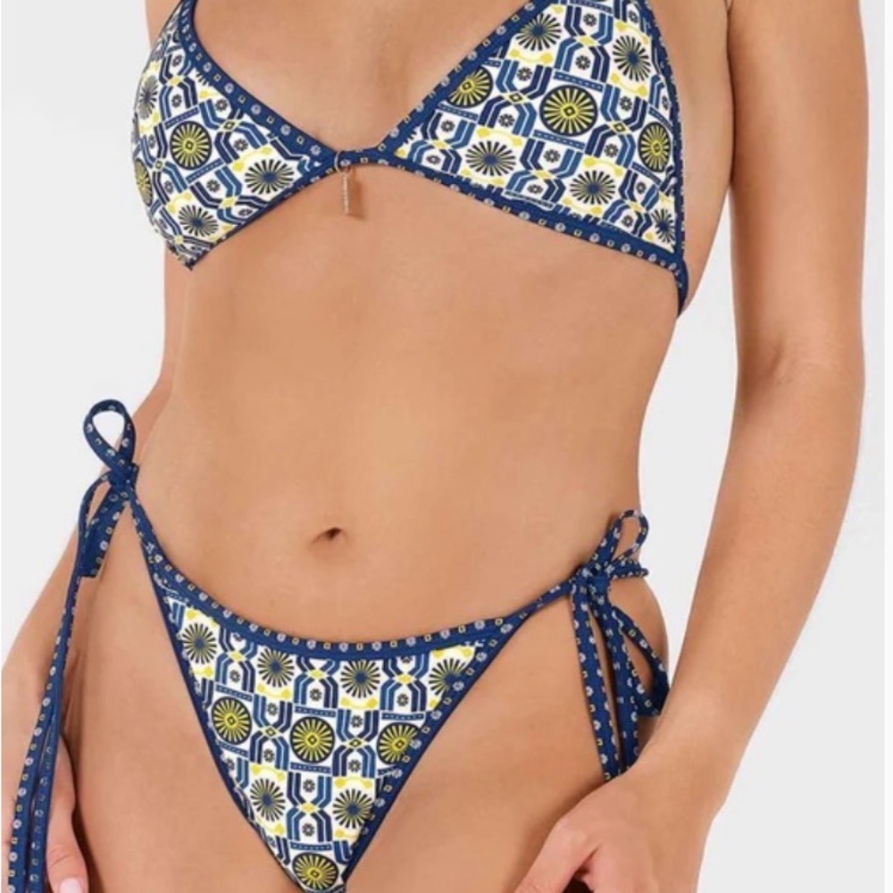 Blackbough bikini set S - Picture 2 of 6